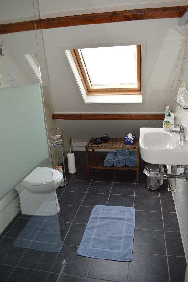 Bed & Breakfast Tegenover De Molen 하를렘 외부 사진